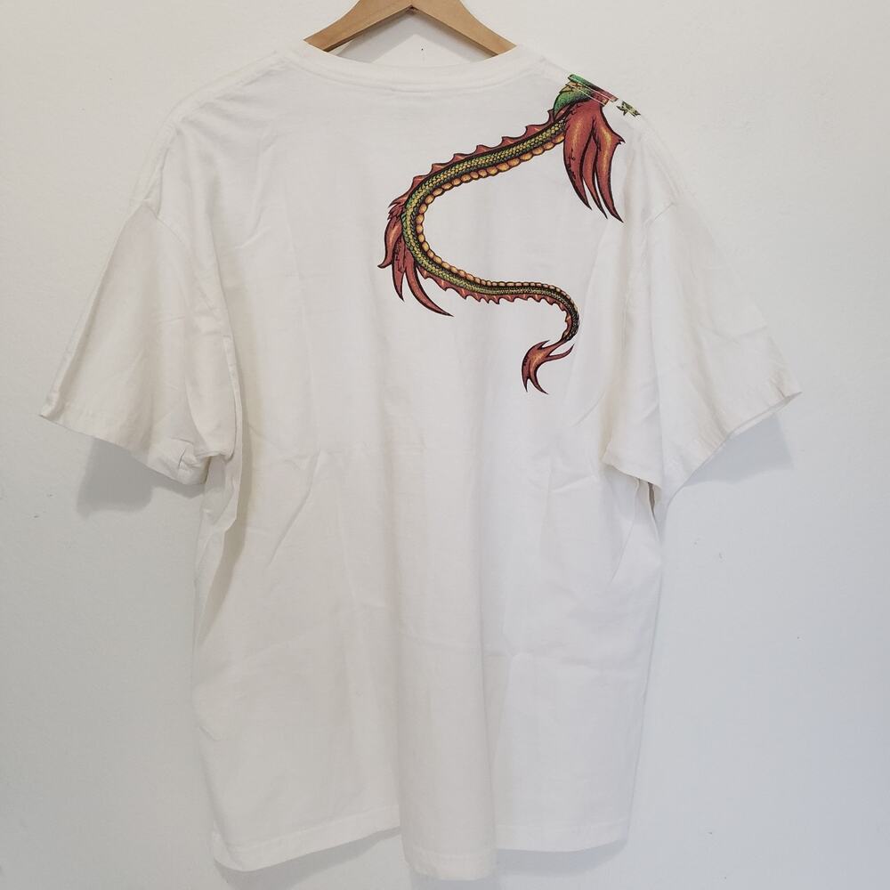 Vintage Guess Men Unisex SIZE XL White Short Sleeve Dragon Print Shirt FLAW USA - Picture 4 of 10